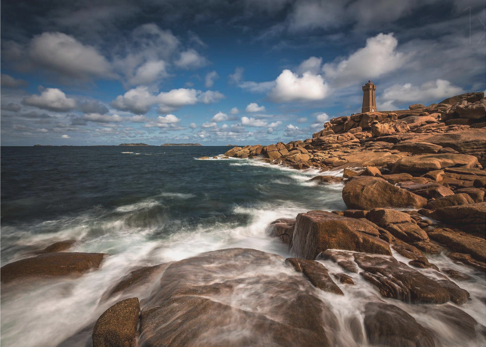 Le phare de Ploumanac'h by Sus Bogaerts